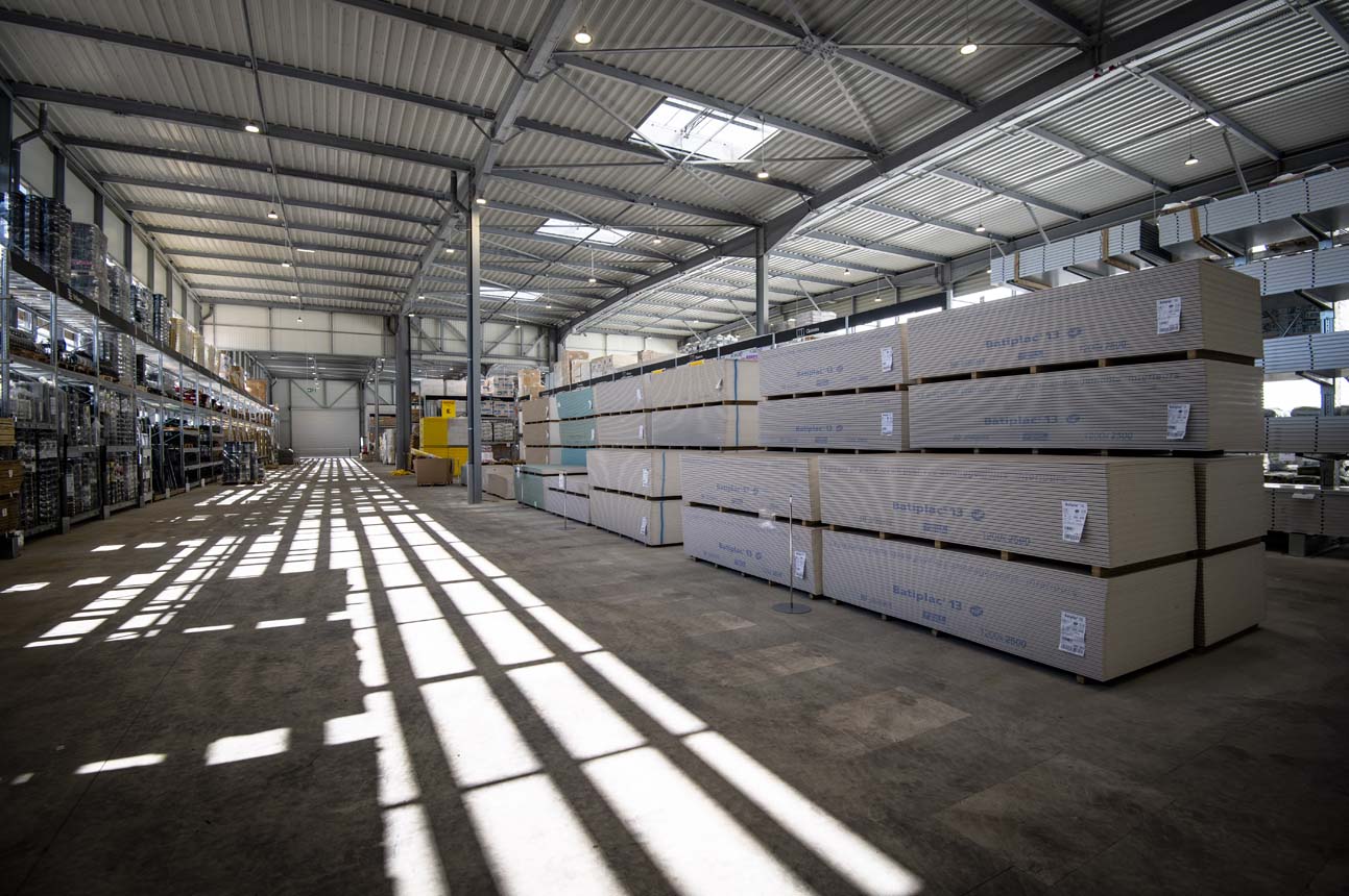 La zone matériaux presqu' entièrement couverte 