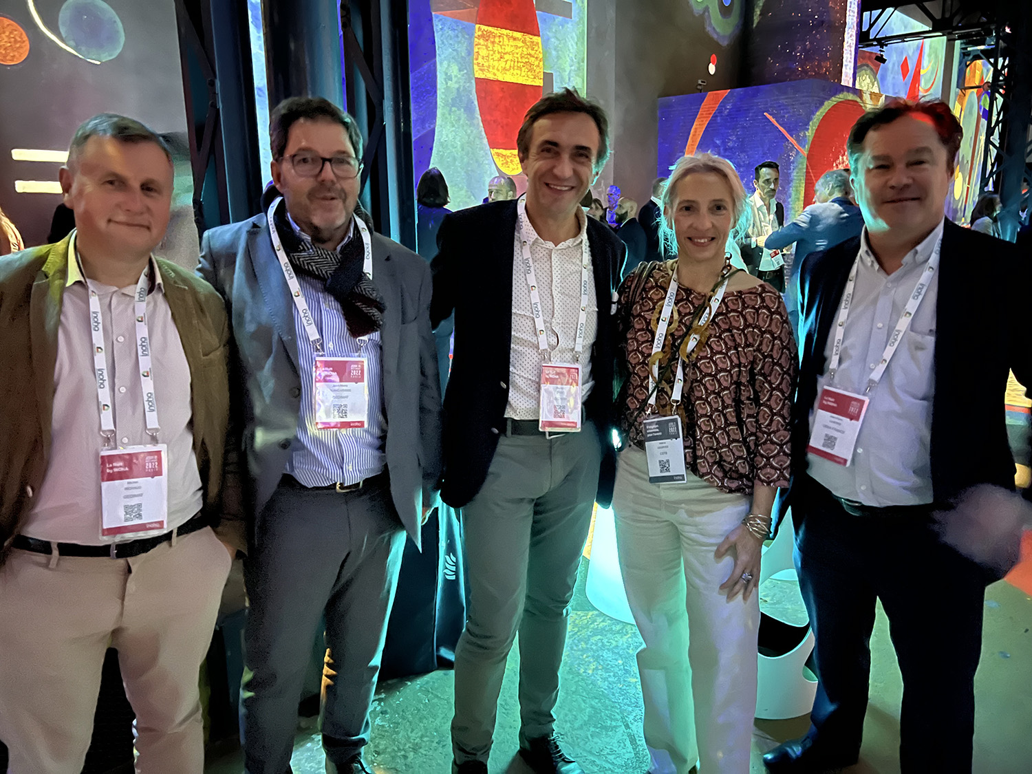 Frédéric Ondet, Président du Directoire de Gedimat (au centre) entouré sur sa droite par Jean-Marie Blanc-Veysse (Gedex)  et Michel Richaud(Gedex) et sur sa droite par Valérie Gourve (CSTB) et Jean-Pierre Laherre (Ursa)