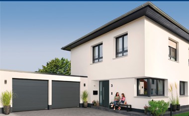 Hörmann renouvelle sa Europa Promotion : la campagne annuelle proposant des prix attractifs en portes de garage sectionnelles, portes d’entrée et désormais portes d’intérieur