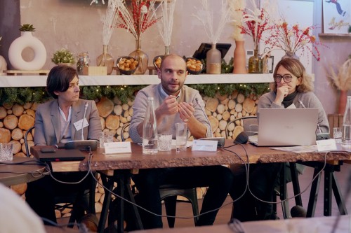 François Chardon, ITM EM entouré de Caroline Bonhomme (Henkel) et de Marlène Béranger ( Vasano)